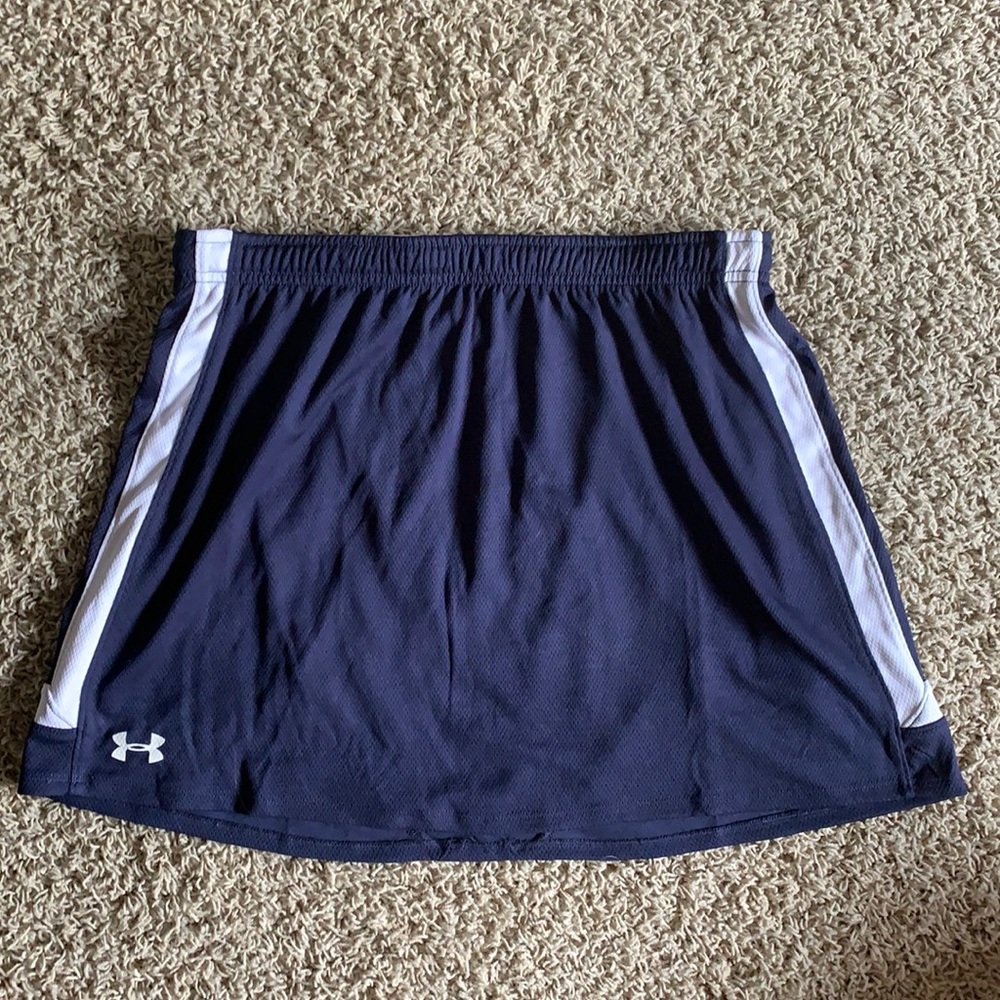 Navy underarmour athletic skirt